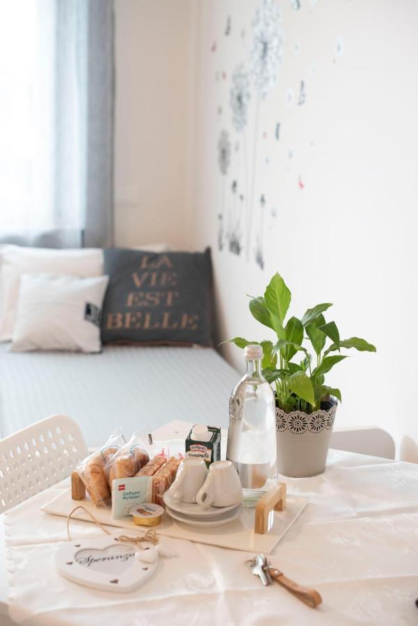 Bed Da Anna Hotel Peschiera del Garda Ngoại thất bức ảnh