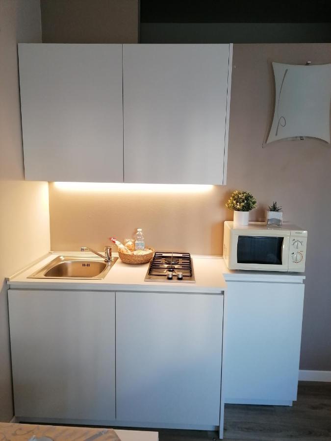 Bed Da Anna Hotel Peschiera del Garda Phòng bức ảnh