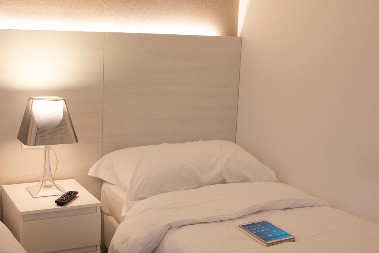 Bed Da Anna Hotel Peschiera del Garda Ngoại thất bức ảnh