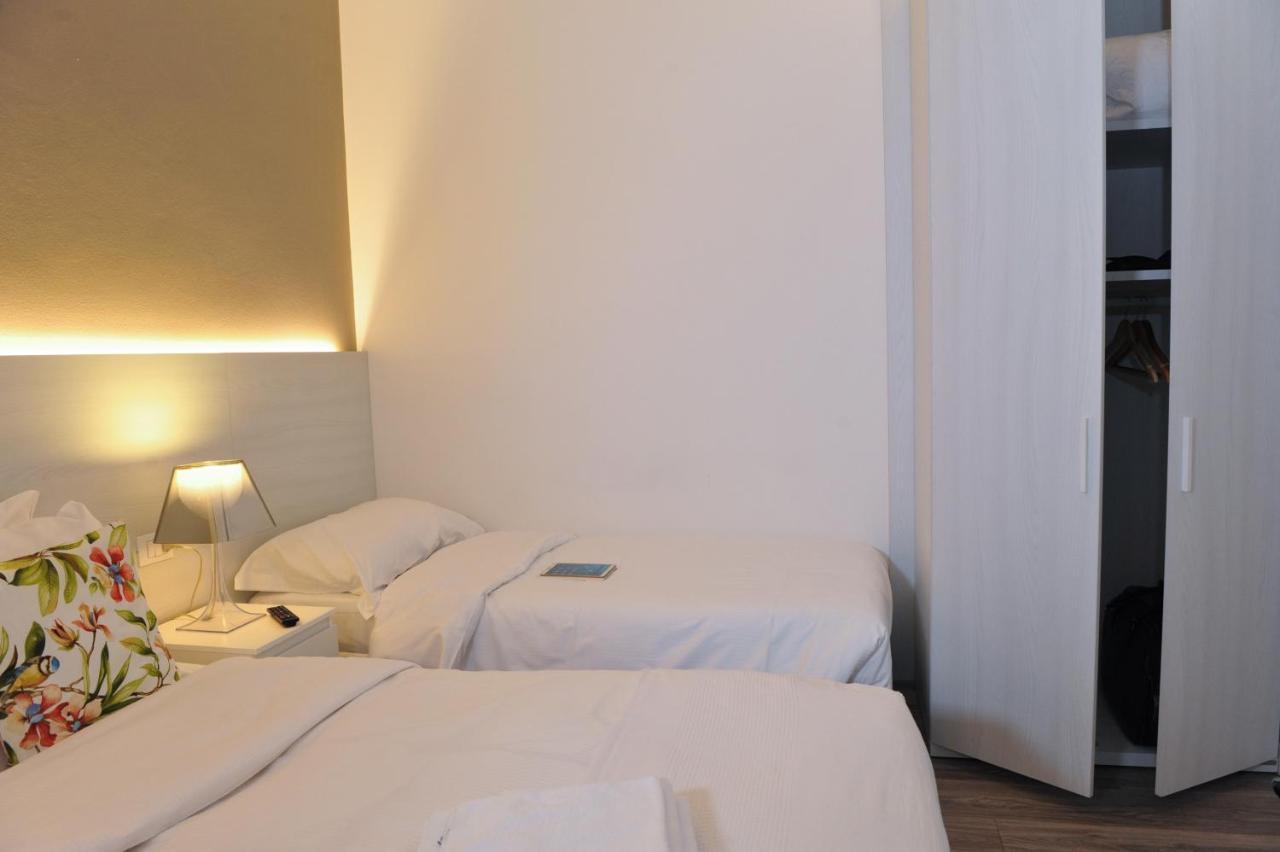 Bed Da Anna Hotel Peschiera del Garda Ngoại thất bức ảnh