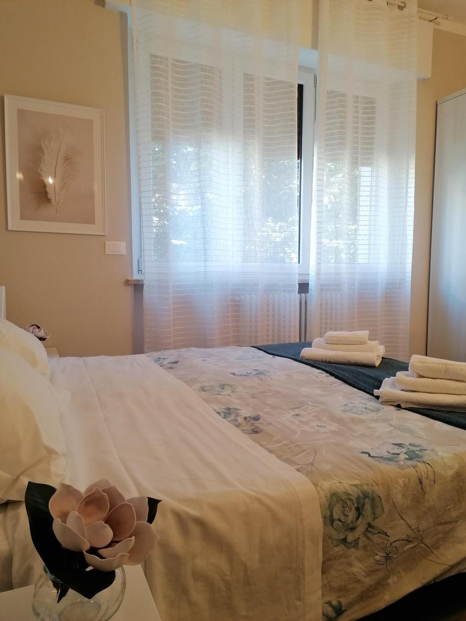 Bed Da Anna Hotel Peschiera del Garda Ngoại thất bức ảnh